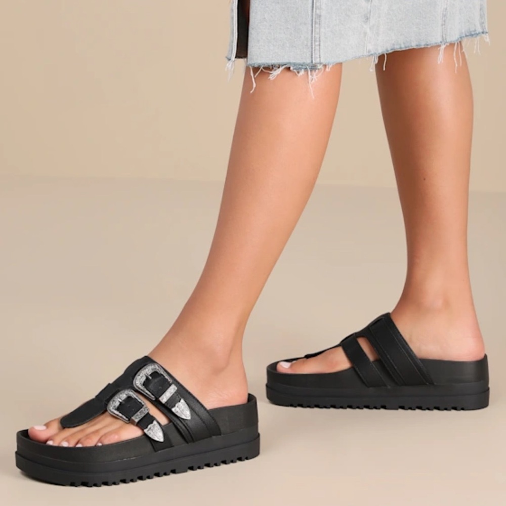 NEW- Nyra Black Faux Leather Thong Buckle
Flatform Sandals
 - 10